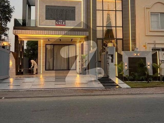 10 Marla Brand New Modern House For sale