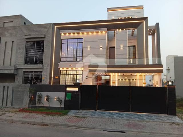 10 Marla Brand New Semi Furnished House for Sale in Bahria Town Sector F Lahore | 5 Bed | Prime Location | 4.25 Crore