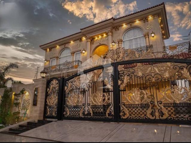 10 marla brand new spanish house fully furnished near to raya with solar panal