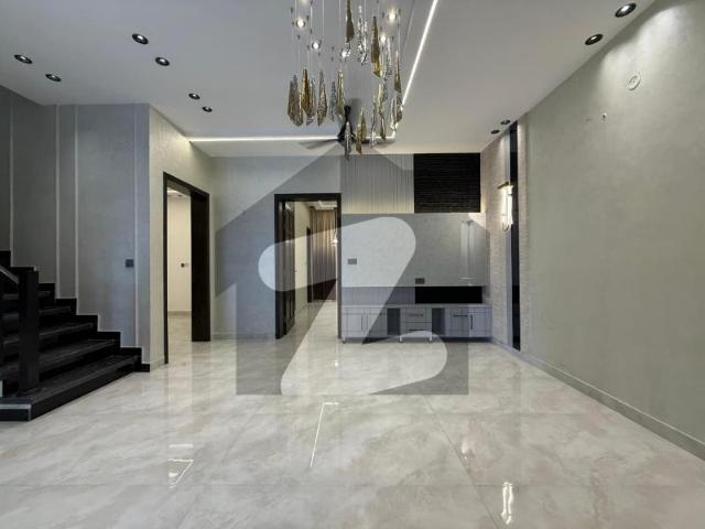 10 Marla Brand New Super Luxury Ultra Modern Designer Double Height Lobby House For Sale Valencia Housing Society