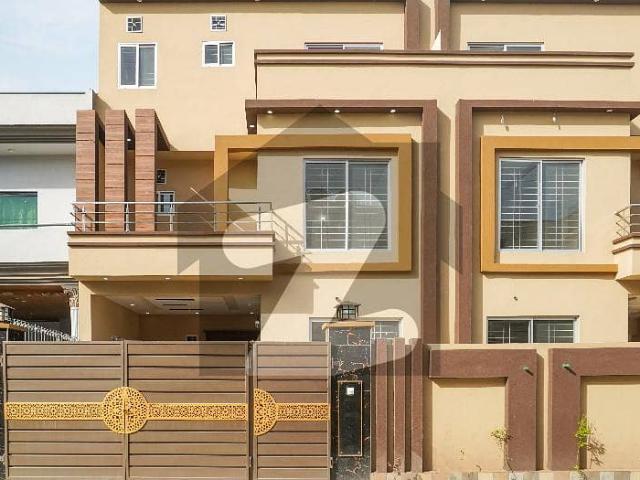 10 Marla Brand New Pair House For Sale In Nasheman Iqbal Phase 1 Near Park Market And Main Boulevard Solid Construction Super Hot Location