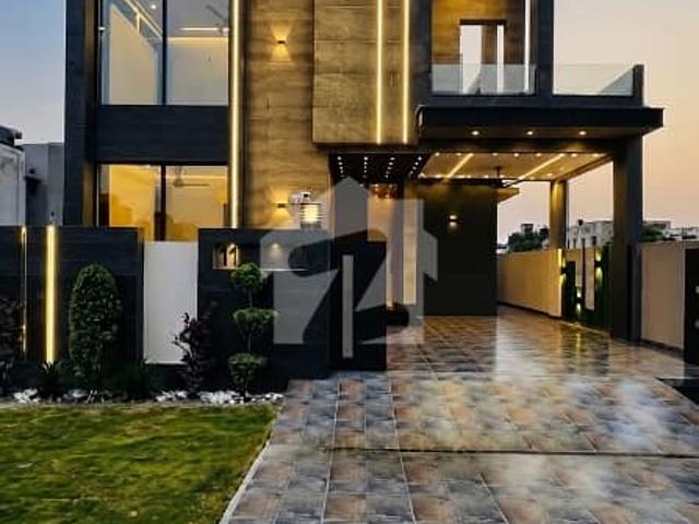 10 Marla Brand New Ultra Luxury Modren House For Sale In Bahria Town Lahore