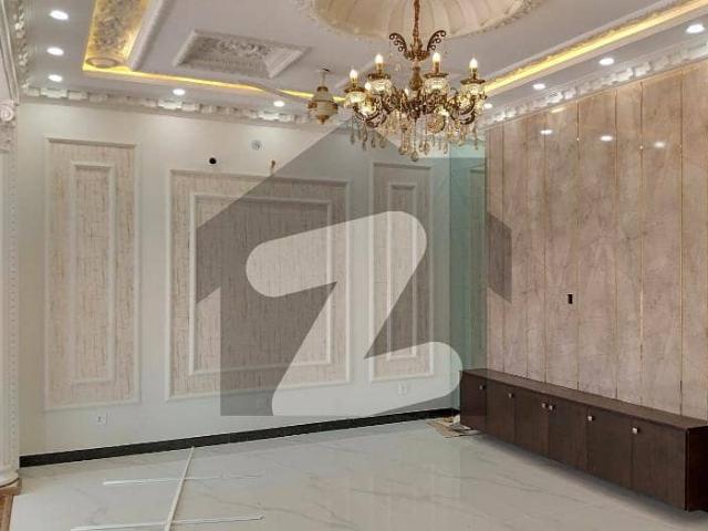 10 Marla Brand New Ultra Modern Design House For Sale In State Life Phase 1