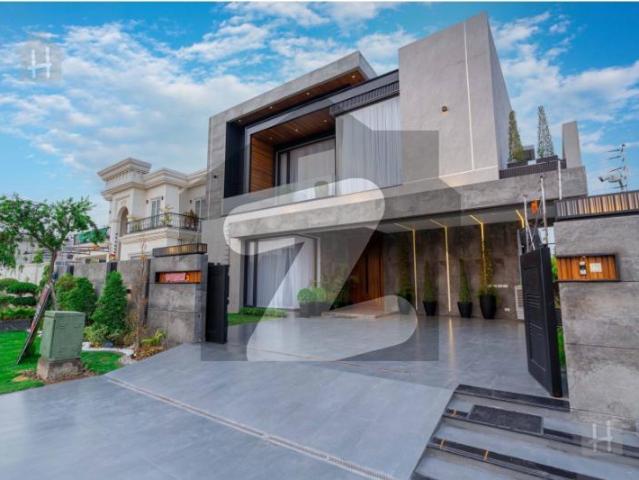 10 Marla Brand New Ultra Modern Designed Luxury Bungalow for Sale At Prime Location In DHA Phase 7 Near By Park And McDonald DHA Phase 7 Block T