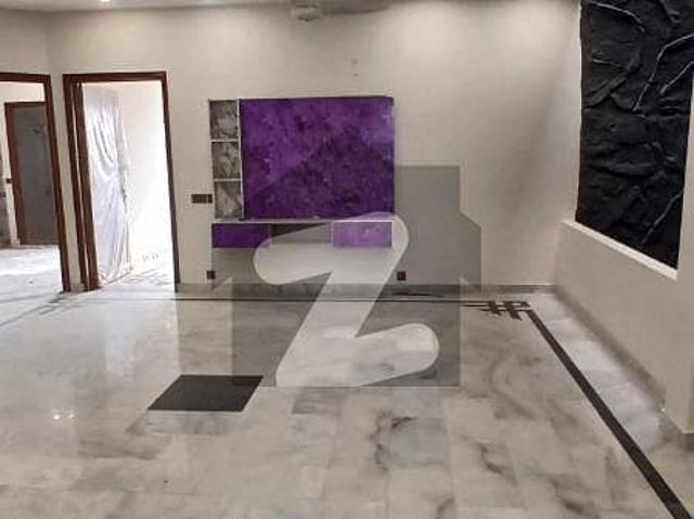 10 Marla Brand New Upper Portion Available For Rent Ideal Location