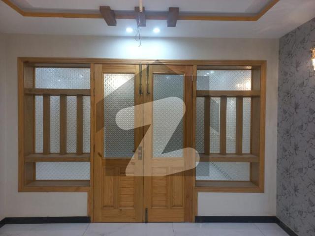 10 Marla Brand New Upper Portion in LDA Avenue 1 For Rent LDA Avenue Block J