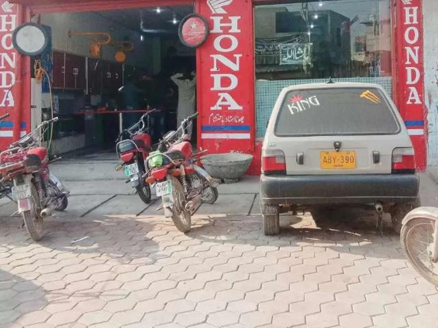 10 Marla commercial shop &hall  sale defence / Kahna kacha Road Lahore Kahna ID 55769