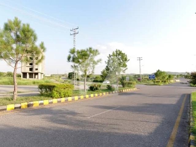 10 Marla Corner 35*65 in Block C Residential Possession Plot in Wapda Town Islamabad