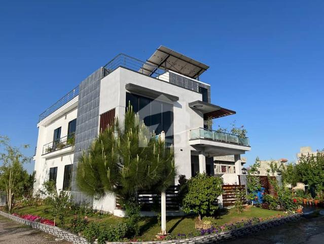 10 Marla Corner Double Storey Fully Furnished House For Sale In Block L Gulberg Residencia Solar Installed