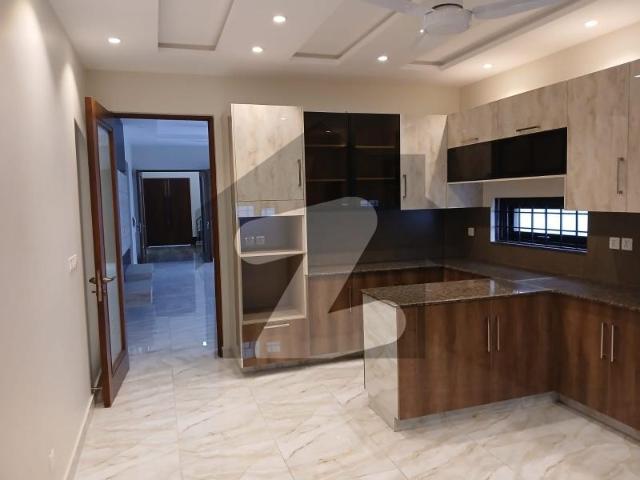 10 Marla Corner Facing Park House For Sale Near All Facilities Judicial Colony Phase 3