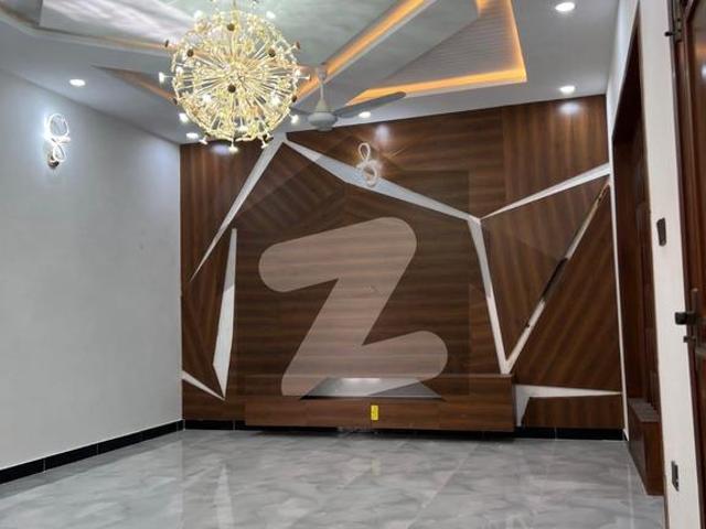 10 Marla Corner House for Sale Block I Gulberg Residencia Block I