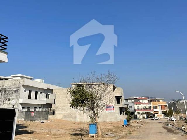 10 Marla Cutting Area Plot Available For Sale In L Block Of Gulberg Residencia