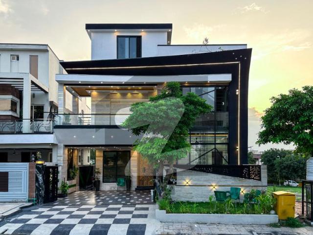 10 Marla Designer Double Unit House In H Block, Bahria Town Phase 8 Block H