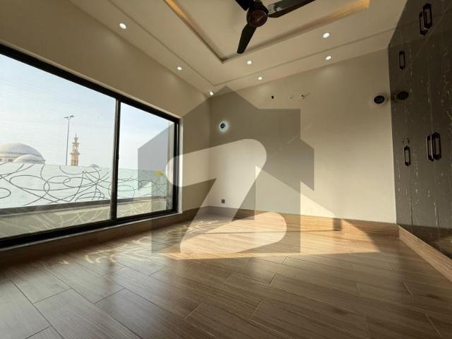 10 Marla Designer House for sale at Bahria Orchard