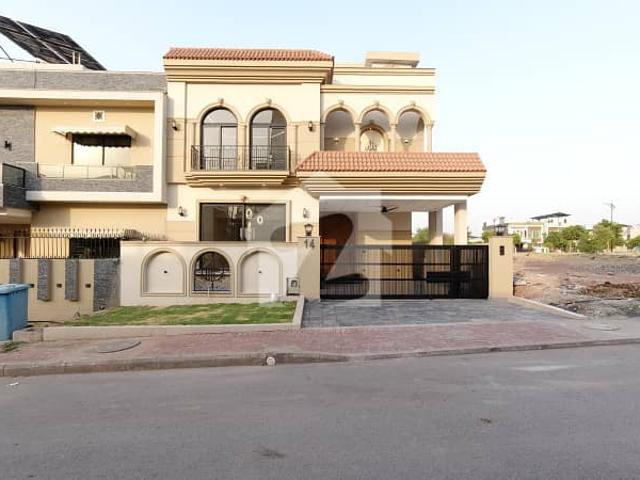 10 Marla Designer House For Sale In Bahria Enclave Islamabad Sector C2 5 Bed Near Park & Mosque