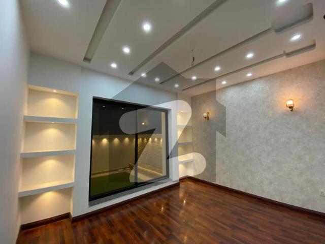 10 Marla Designer House Is Available For Sale In Bahria Town Phase 8 Rawalpindi Bahria Town Phase 8