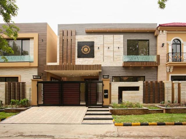10 Marla Designer House Super Hot Location Near Canal Bank Road Doctor Lahore JOHAR TOWN ID 79330