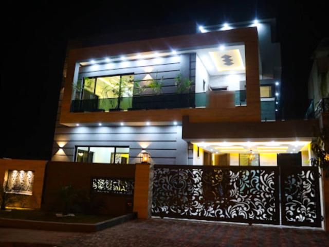 10 Marla Designer Style house for sale