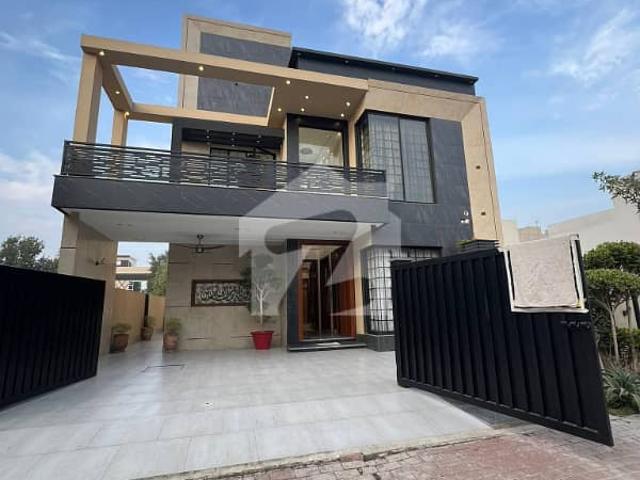 10 Marla Double Highted Architect Designer House For Sale Hot Location