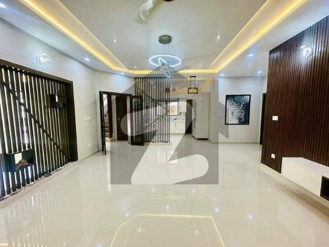 10 Marla Double Storey House Available For Sale