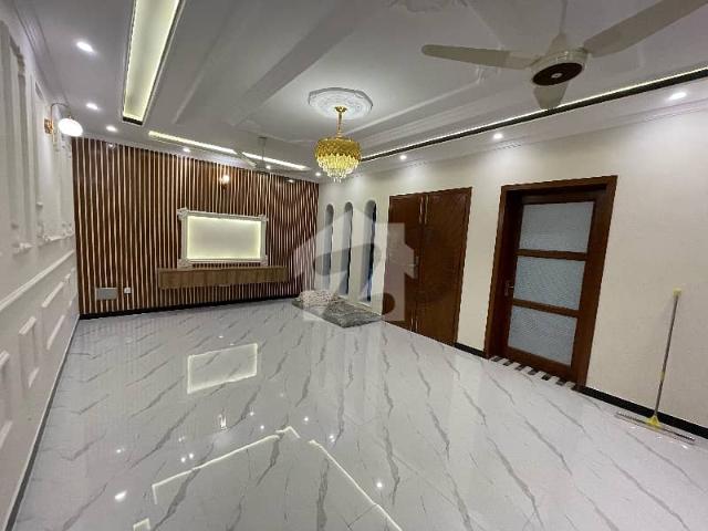10 Marla Double Storey House For Sale In Bani Gala Near Waking Distance Imran Khan Chook Bani Gala Demand 4 Crore 30 Lack