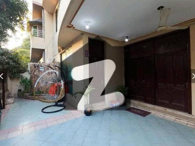 10 Marla Double Storey House For sale Qayyum Block Mustafa Town Lahore