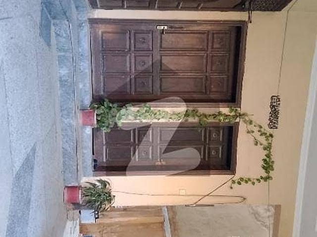 10 Marla Double Storey Used House For Sale In Gulraiz
