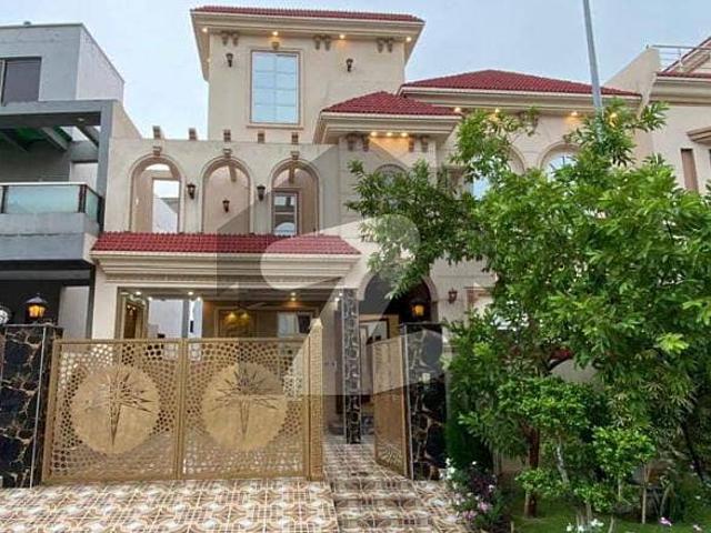 10 marla double story house available for sale, in citi housing gujranwala on prime location