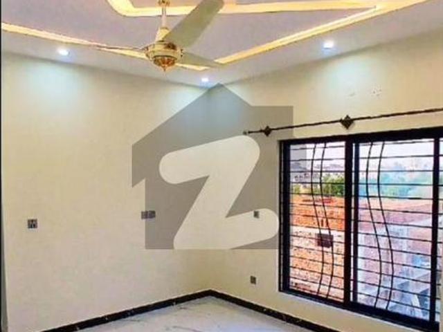10 Marla Double Unit Newly Constructed House For Sale. DHA Phase 5 Sector F
