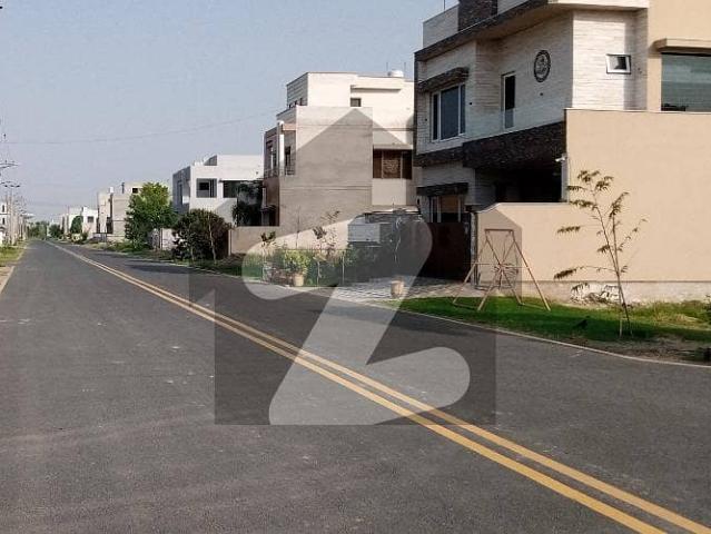 10 Marla East Open Plot Near To Park & Masjid