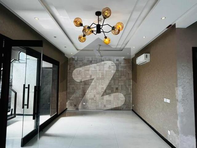 10 marla elegant and fully maintained super hot located bungalow with servant quarter on 150 ft. Road is available in the best block of dha lahore. DHA Phase 7 Block Y
