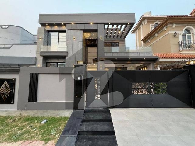 10 Marla Elegant House For Sale In Central Park Housing Scheme Lahore