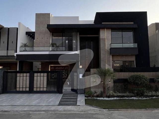 10 Marla Exquisite Designer House For Sale In Gulbahar Block Bahria Town Lahore