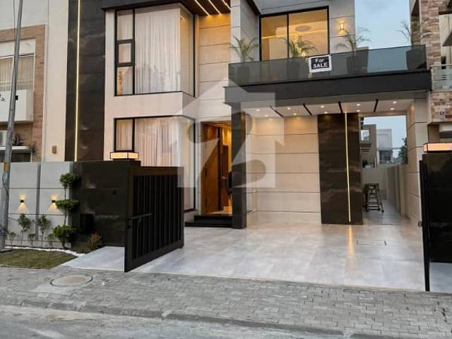 10 marla facing park iconic designer house for sale bahria