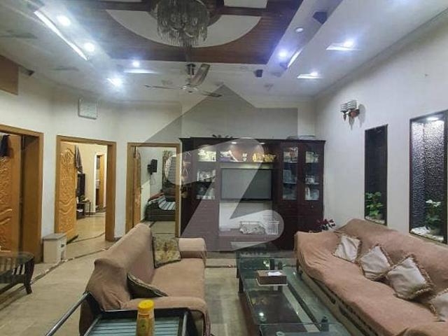 10 Marla Facing Park Standard Size 35*65 House For Sale Near Ucp University & Shaukat Khanam Chowk