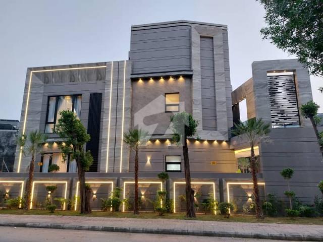10 Marla First Entry Brand New House for Sale in Quaid Block, Bahria Town Lahore | Ajmair Group