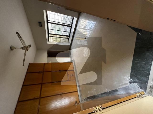 10 marla first floor available for rent in wapda town