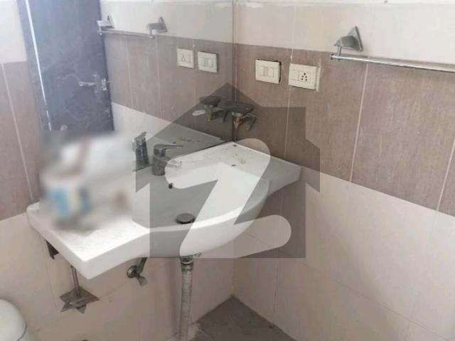 10 Marla Flat For Rent In Lahore Askari 11 Sector B Apartments