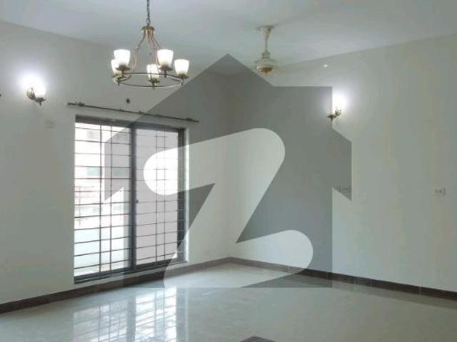10 Marla Flat For Rent Is Available In Askari 11