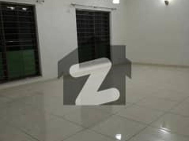 10 Marla Flat For Rent Location Askari XI Sector B Lahore. Askari 11 Sector B