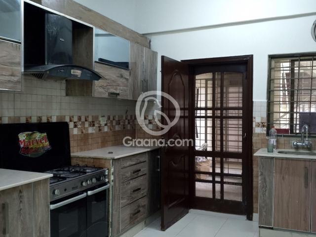 10 Marla Flat for Rent
