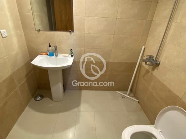 10 Marla Flat for Rent