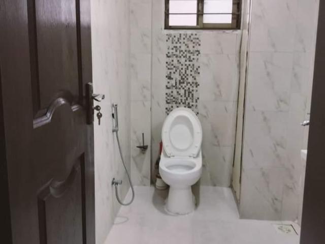 10 Marla Flat for Sale