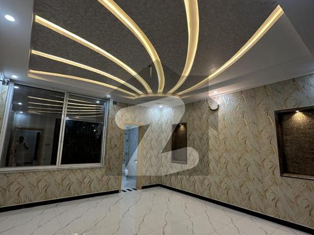 10 Marla Fresh Untouch House For Sale In Zone 3 At Sector B3 Regi Model Town Phase 3 Block B3
