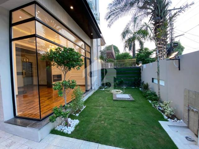 10 Marla Full Basement Home Theater Modern Bungalow For Rent