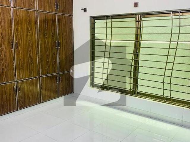 10 Marla Full House Available For Rent DHA Defence Phase 2