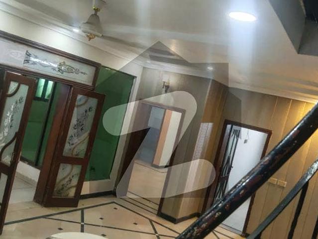 10 marla full house available for rent in wapda town phase 1