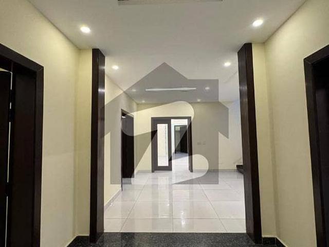 10 Marla Full House Available For Rent In Bahria Town Phase 8 Rawalpindi