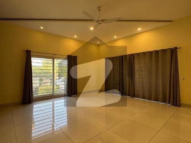 10 Marla Full House Available For Rent In Bahria Town Phase 8 Rawalpindi Bahria Town Phase 8