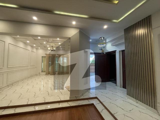 10 Marla Full House Available For Rent In Sector C3 Bahria Enclave